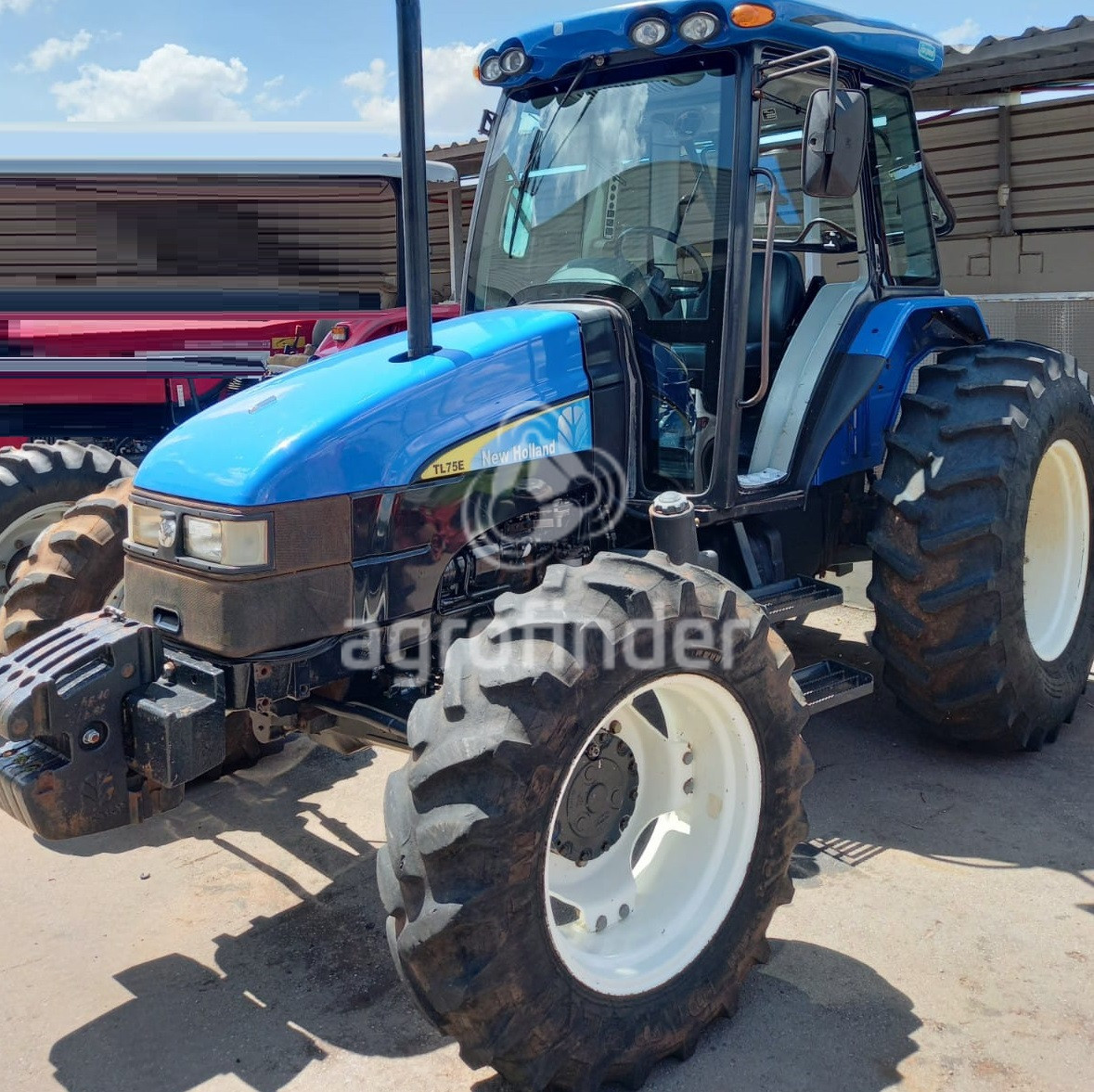 Trator New Holland TL 75 E Ano 2010 Agrofinder